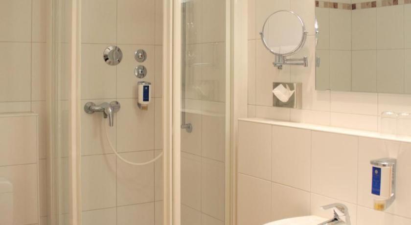 Isar City Pension Мюнхен Экстерьер фото