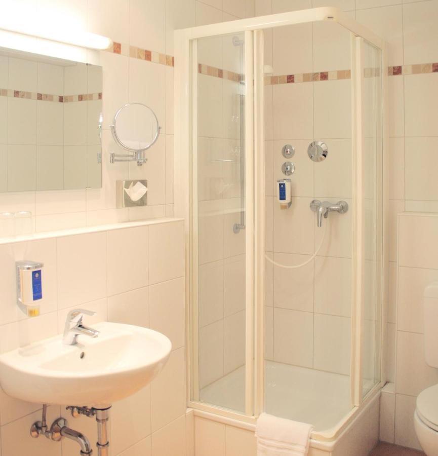 Isar City Pension Мюнхен Экстерьер фото